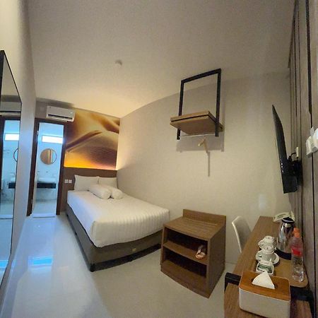 Front One Resort Indraloka Temanggung מראה חיצוני תמונה