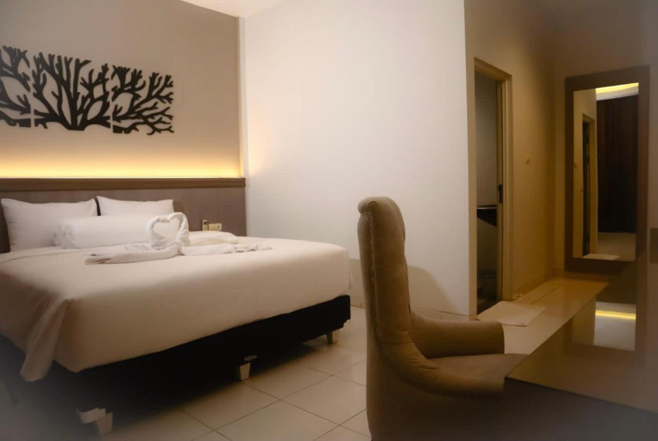 Front One Resort Indraloka Temanggung מראה חיצוני תמונה