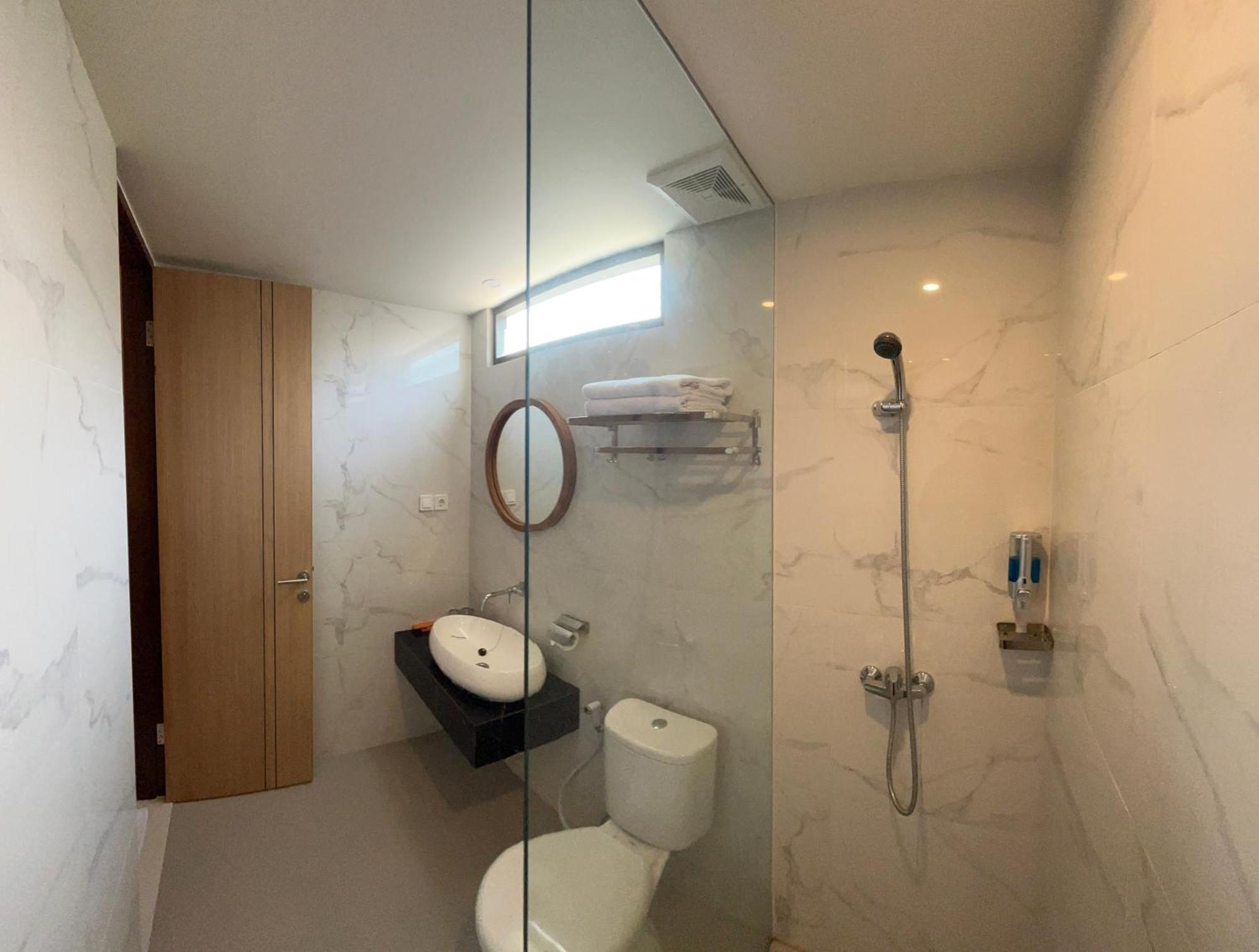 Front One Resort Indraloka Temanggung מראה חיצוני תמונה